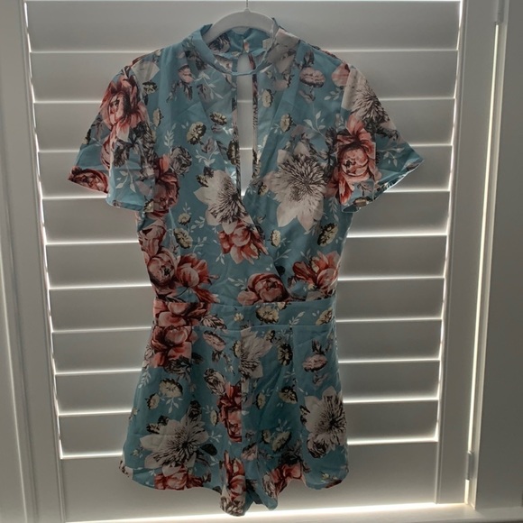 New Blue Pink Floral Romper, Open Back, Wrap Front, Choker Collar, Zipper. - Picture 2 of 11